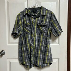 Hart and Huntington Men’s Button up Short Sleeve Shirt Size Large